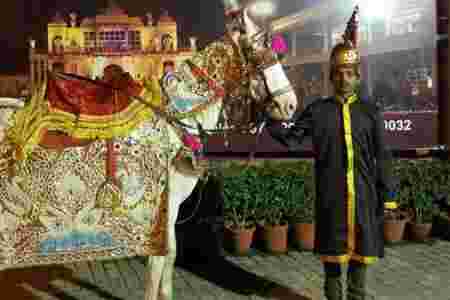 wedding band in hauz khas