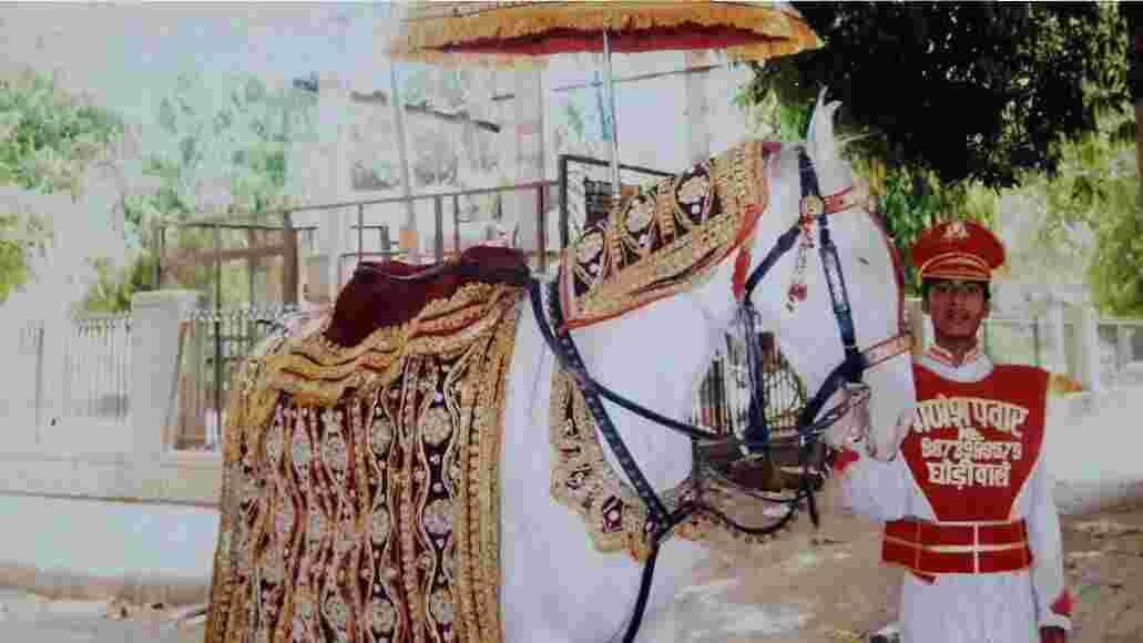 wedding band in hauz khas