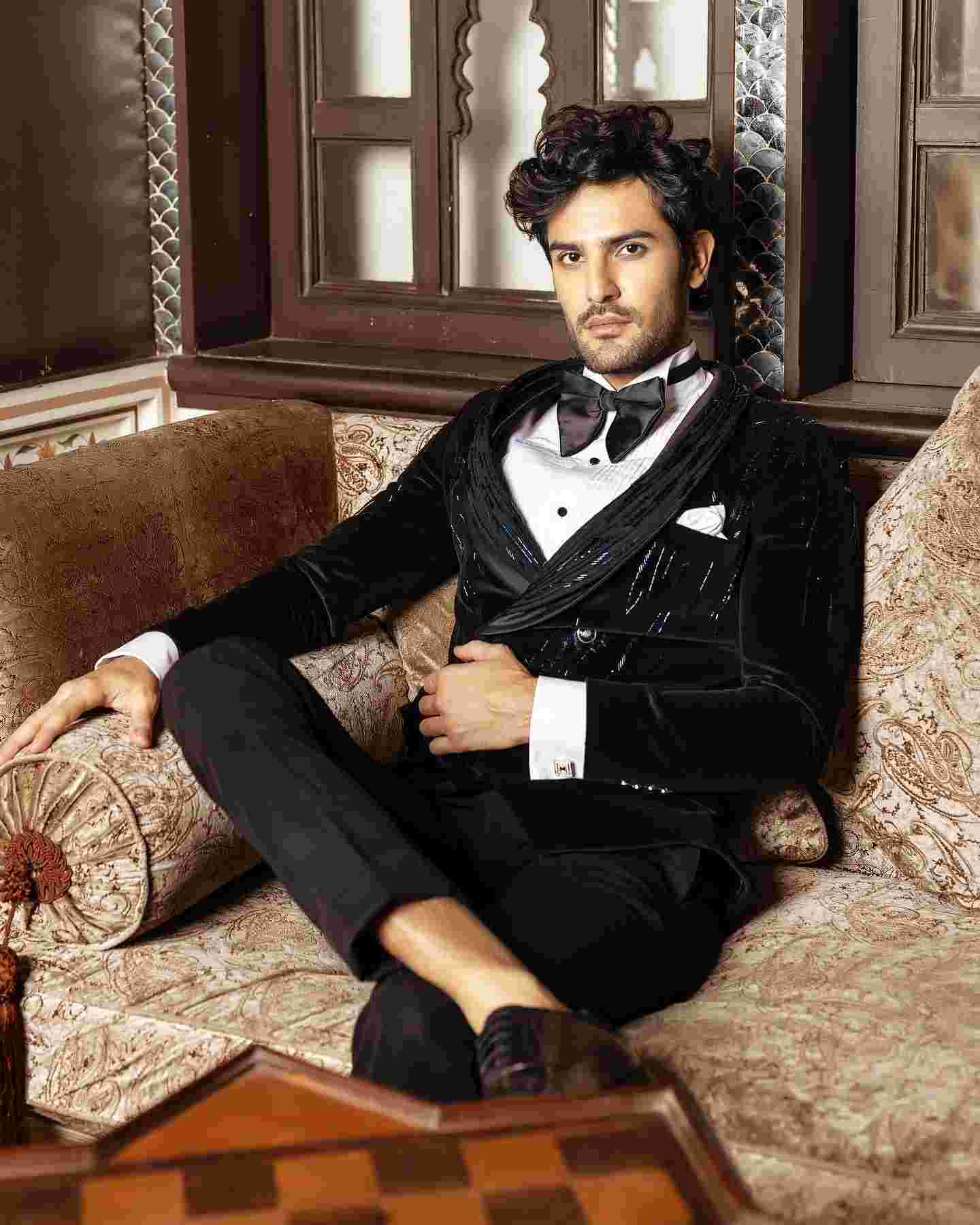 groom outfits in punjabi bagh