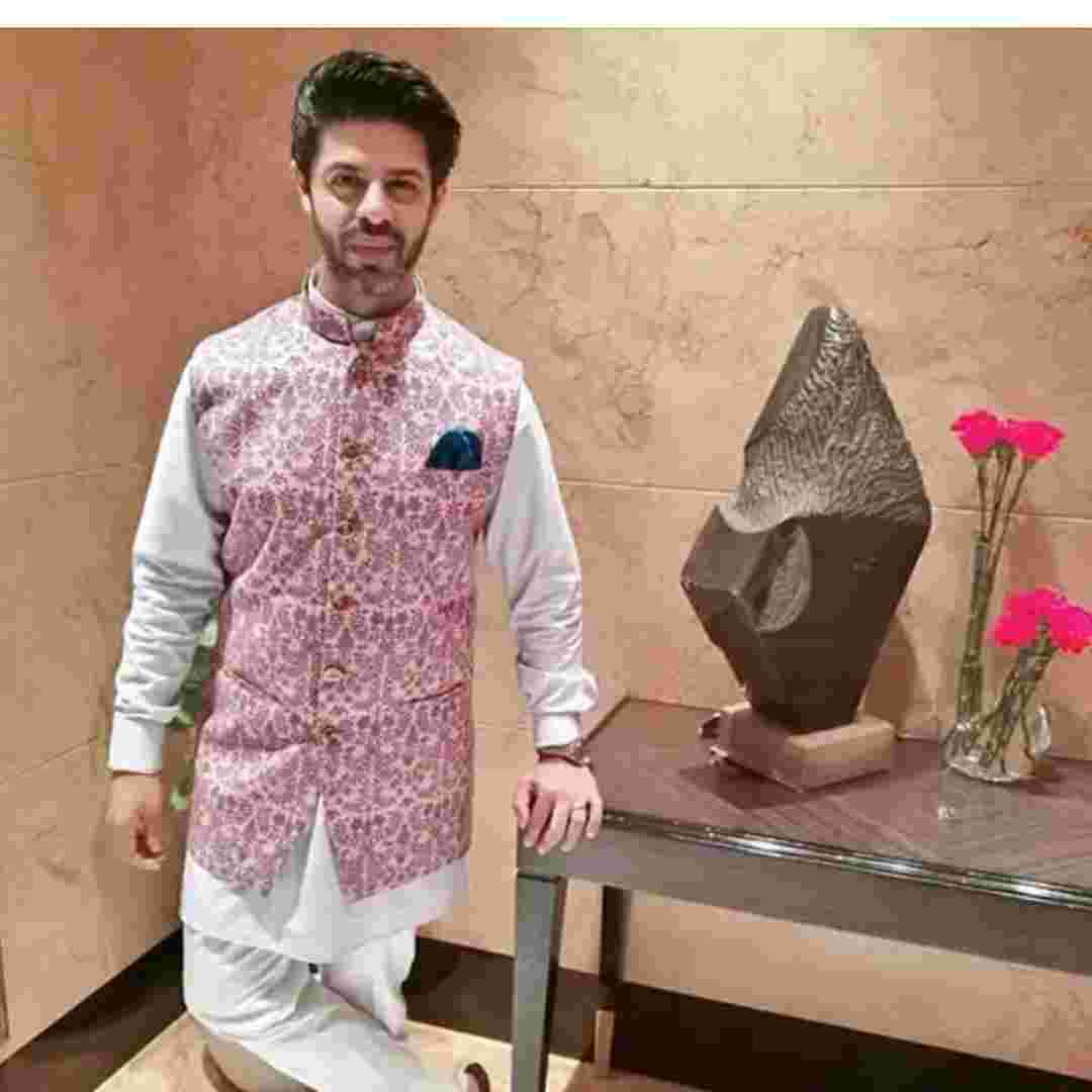 groom outfits in punjabi bagh