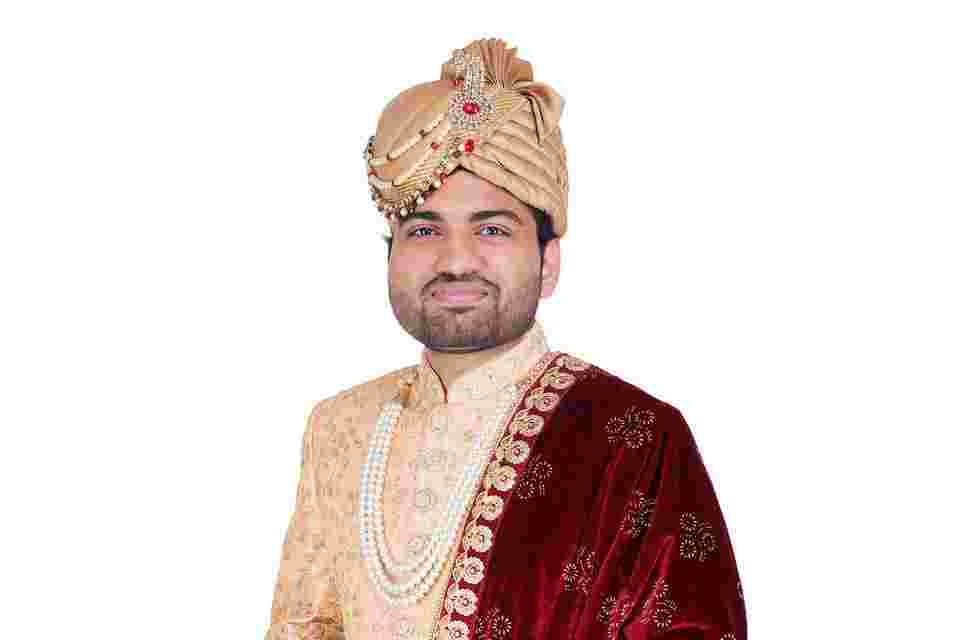 groom outfits in rk puram