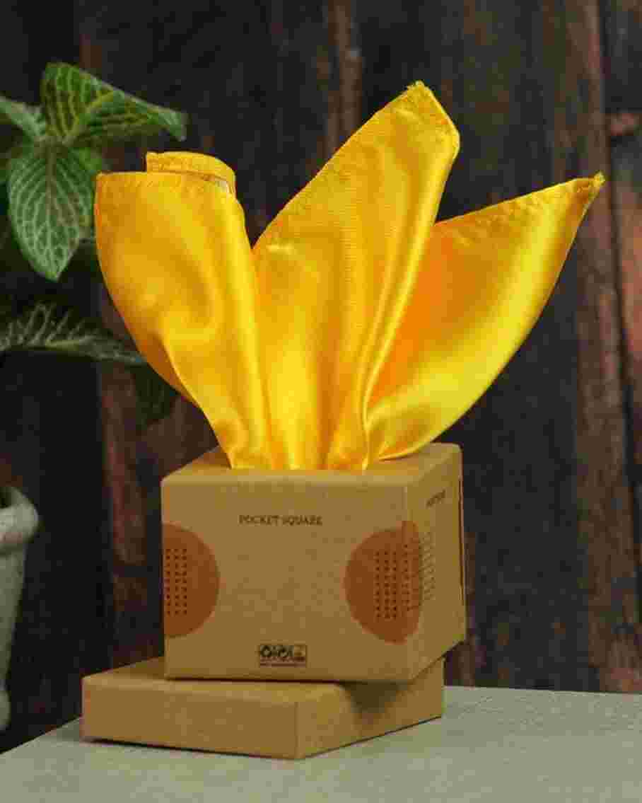 groom outfits in okhla