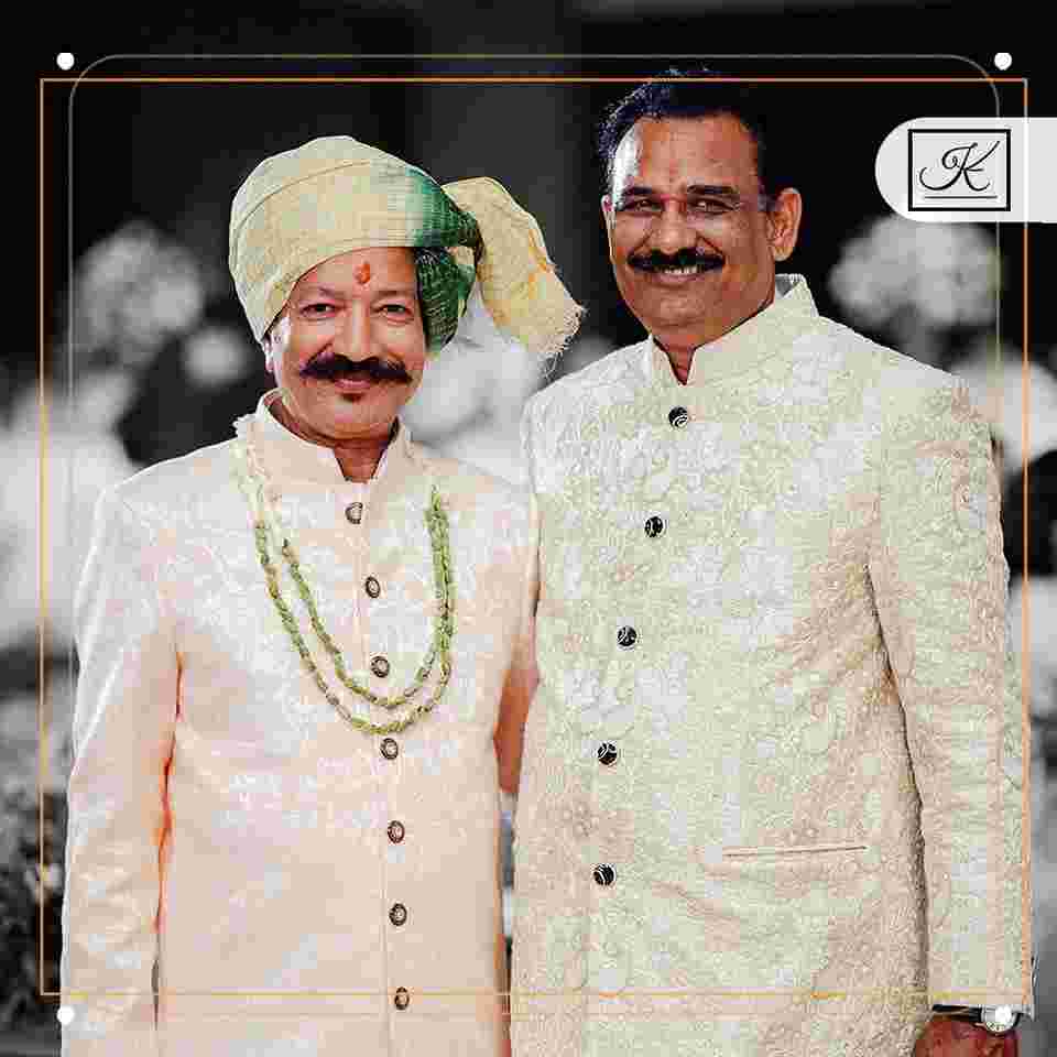 groom outfits in okhla