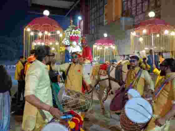 wedding band in model town