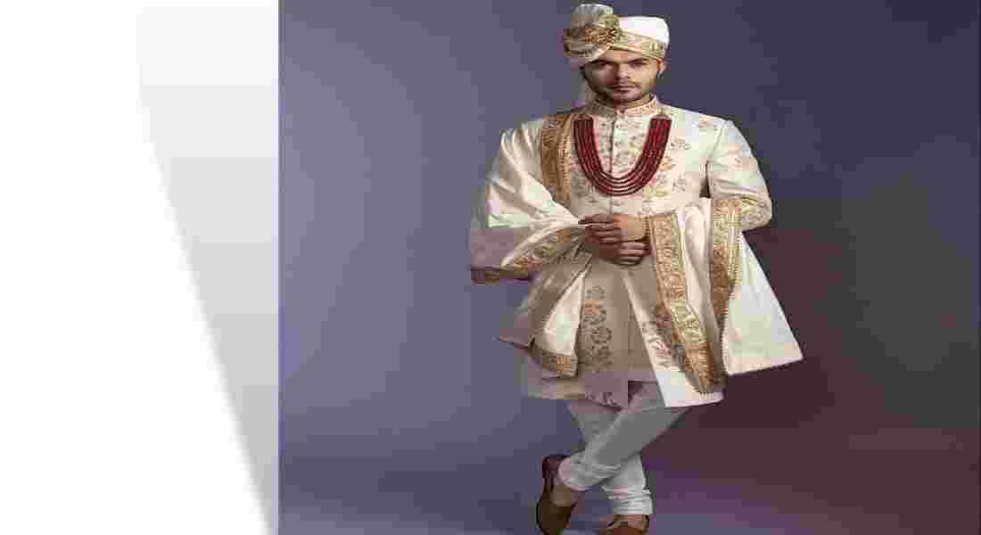 groom outfits in okhla