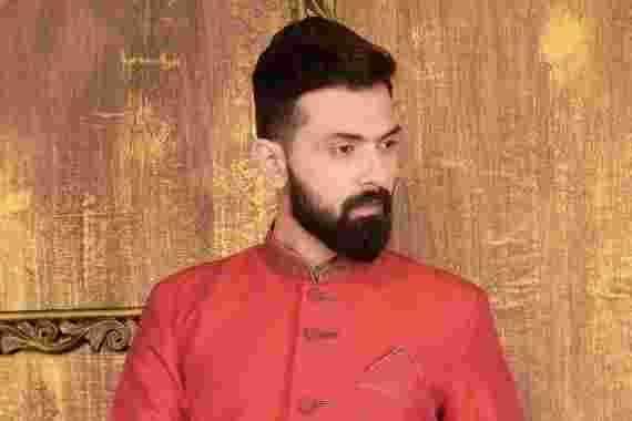 groom outfits in daryaganj