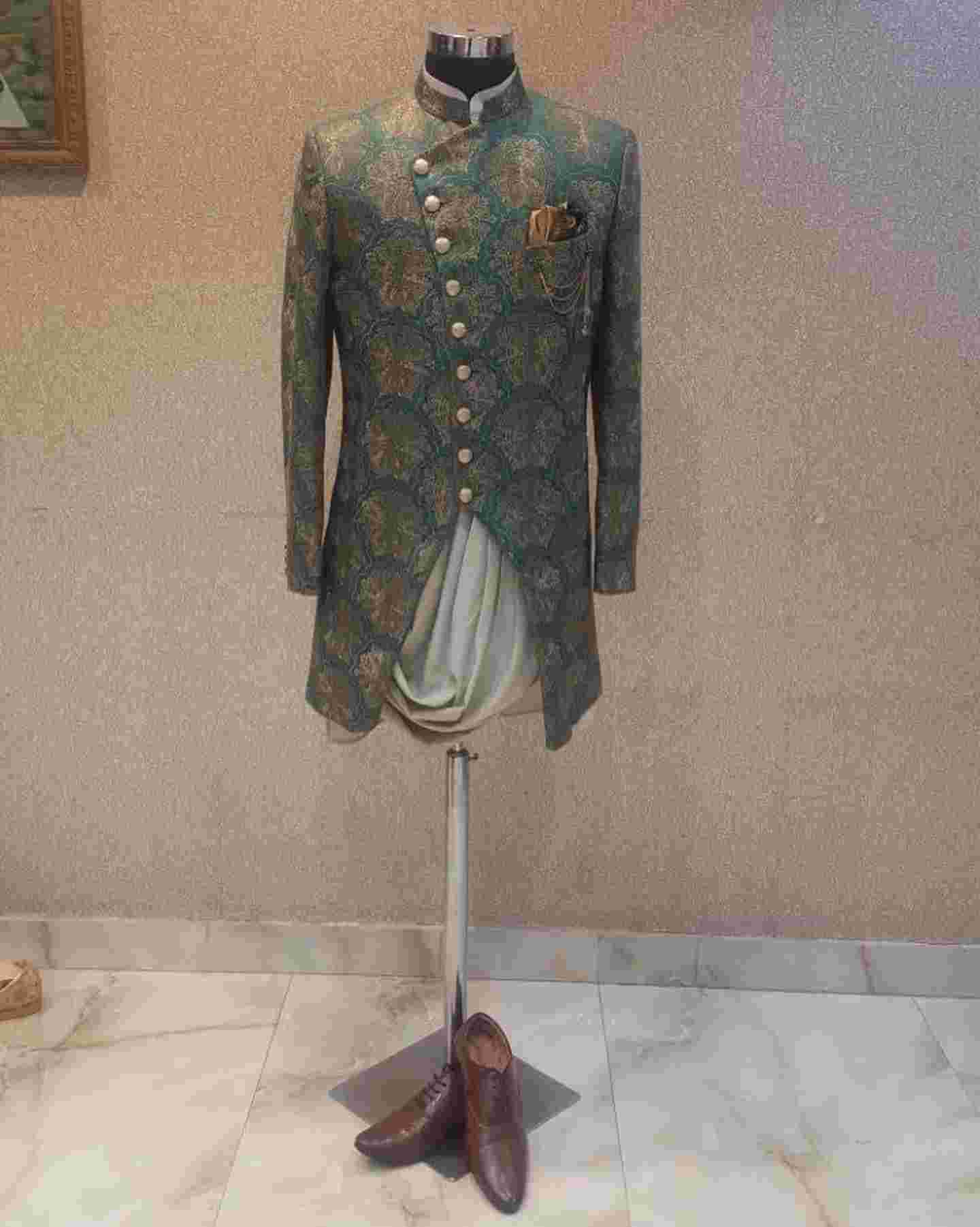 groom outfits in daryaganj