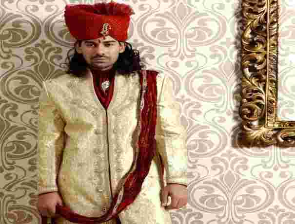 groom outfits in daryaganj