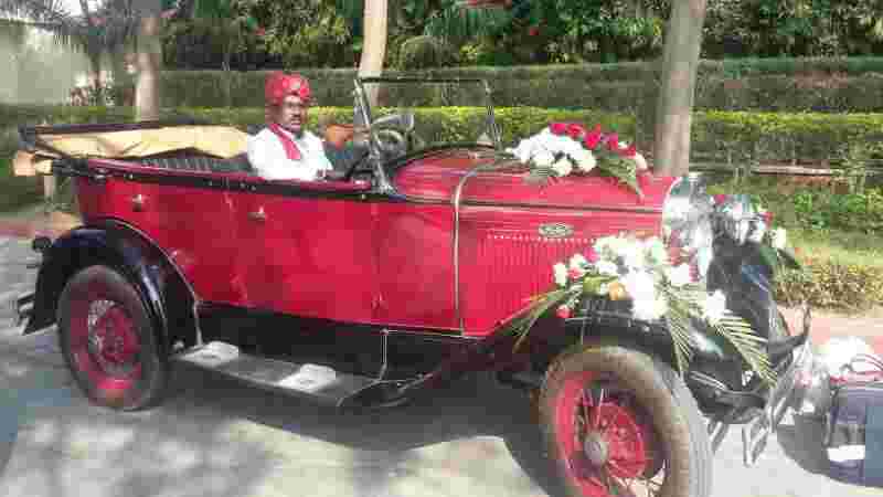 wedding transportation vintage cars in mayur vihar