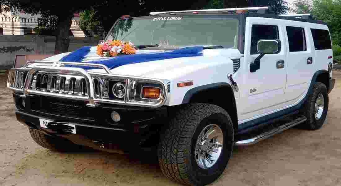 wedding transportation vintage cars in daryaganj