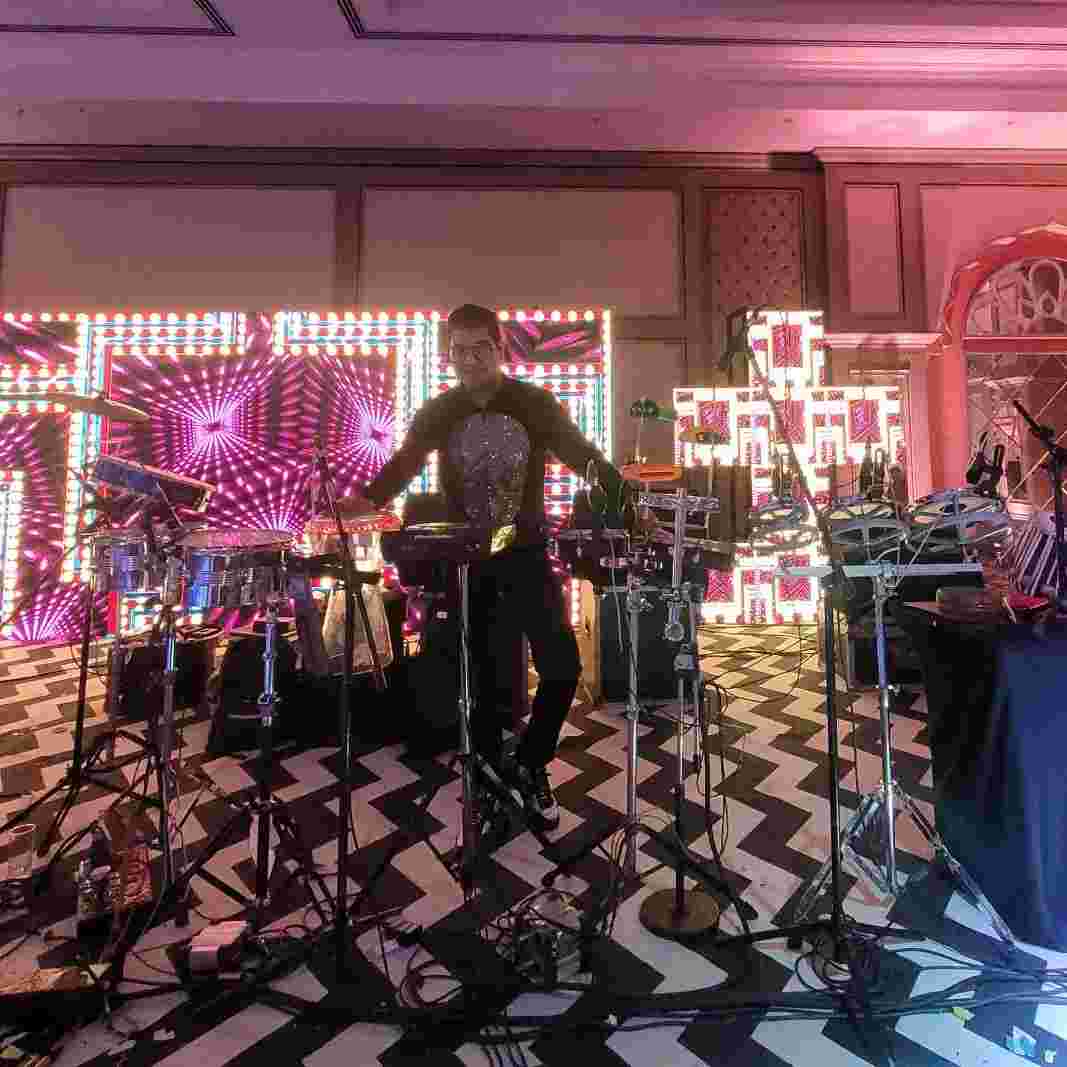 wedding band in model town