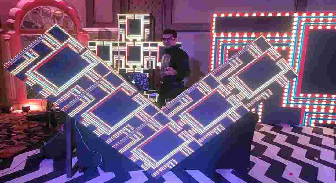 wedding band in model town