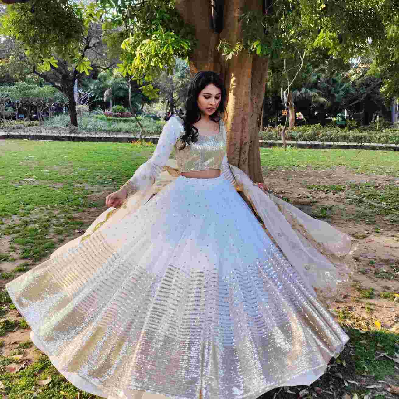 bridal outfits in delhi