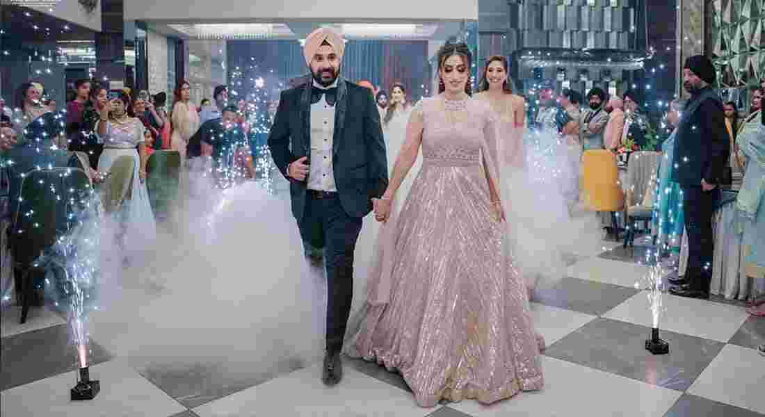 wedding photographers in mayur vihar