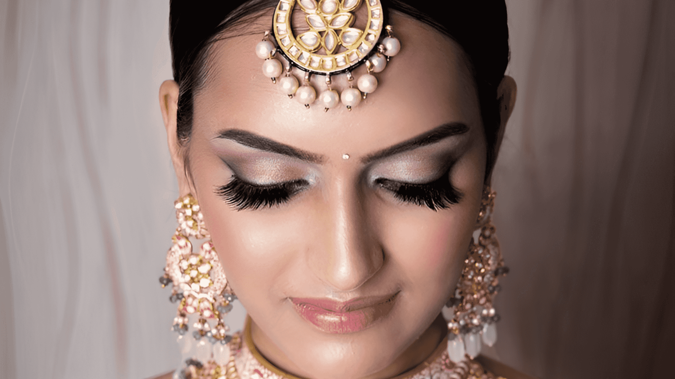 makeup artists in mayur vihar