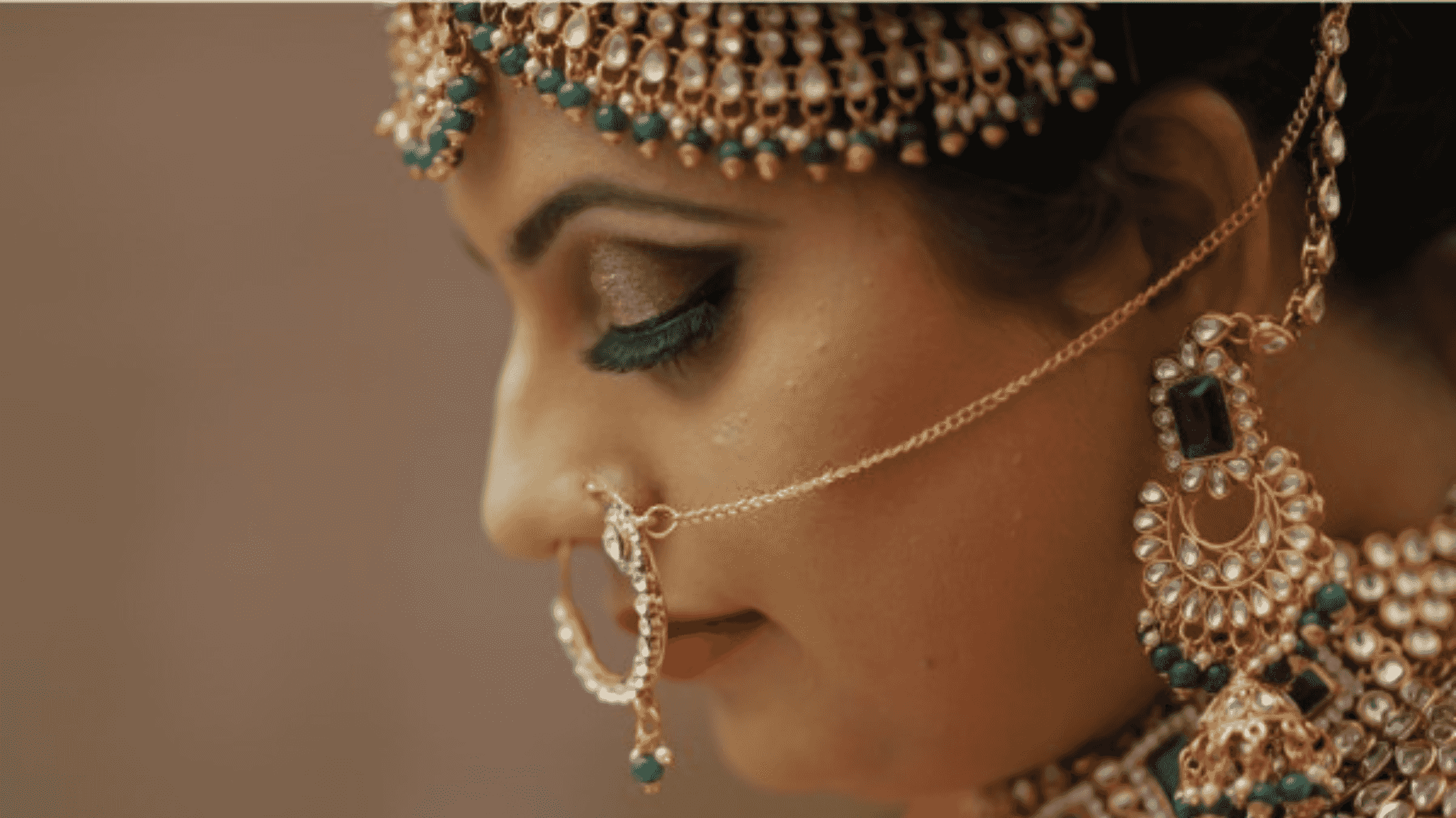 makeup artists in dwarka