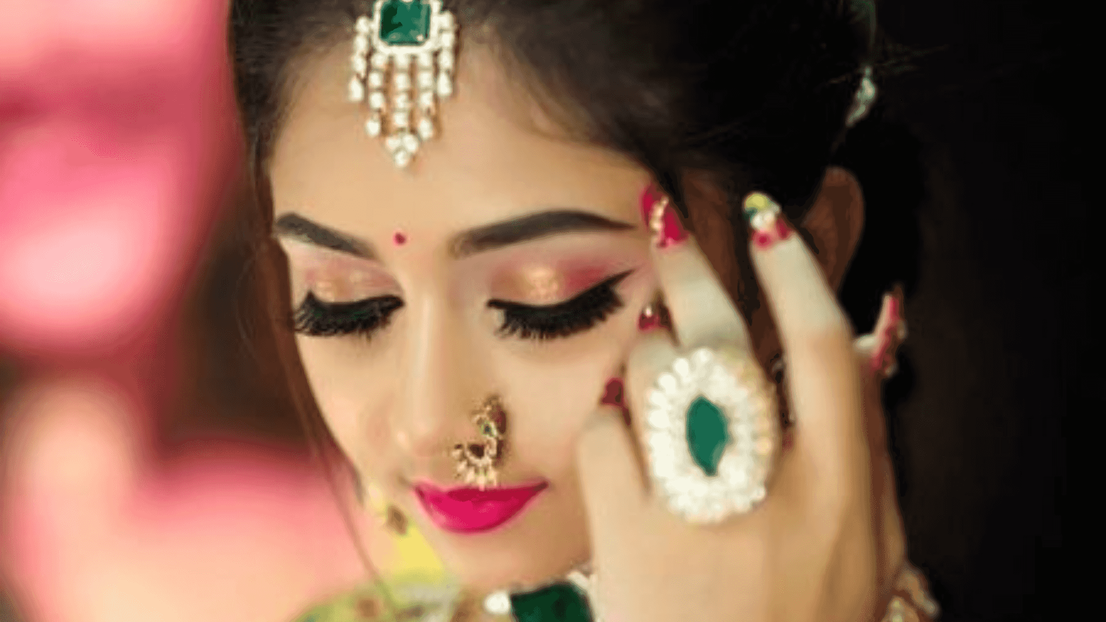 makeup artists in dwarka