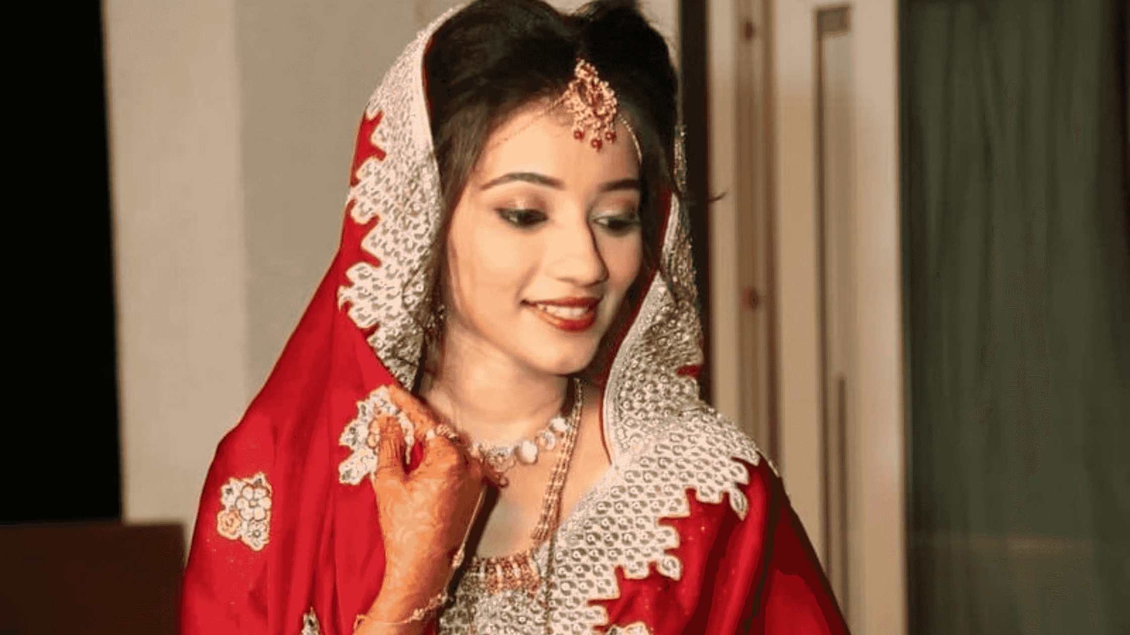 makeup artists in dwarka