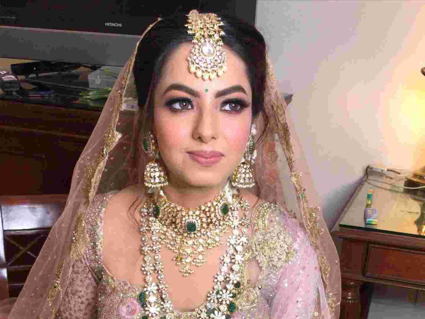 makeup artists in delhi