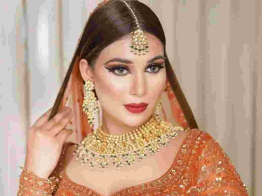 makeup artists in rk puram