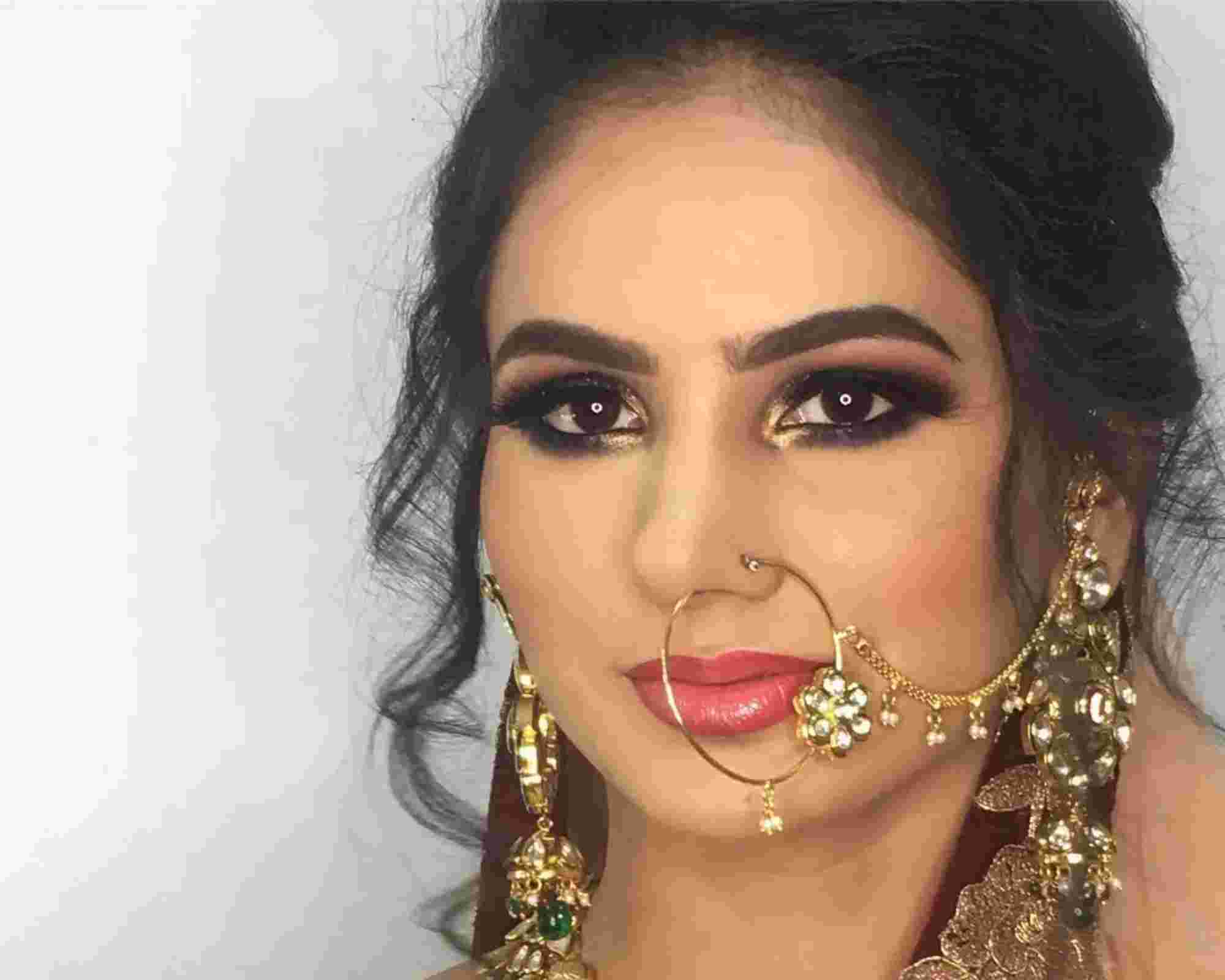 makeup artists in mayur vihar