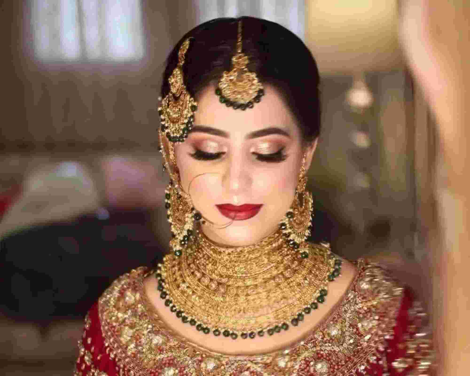 makeup artists in dwarka