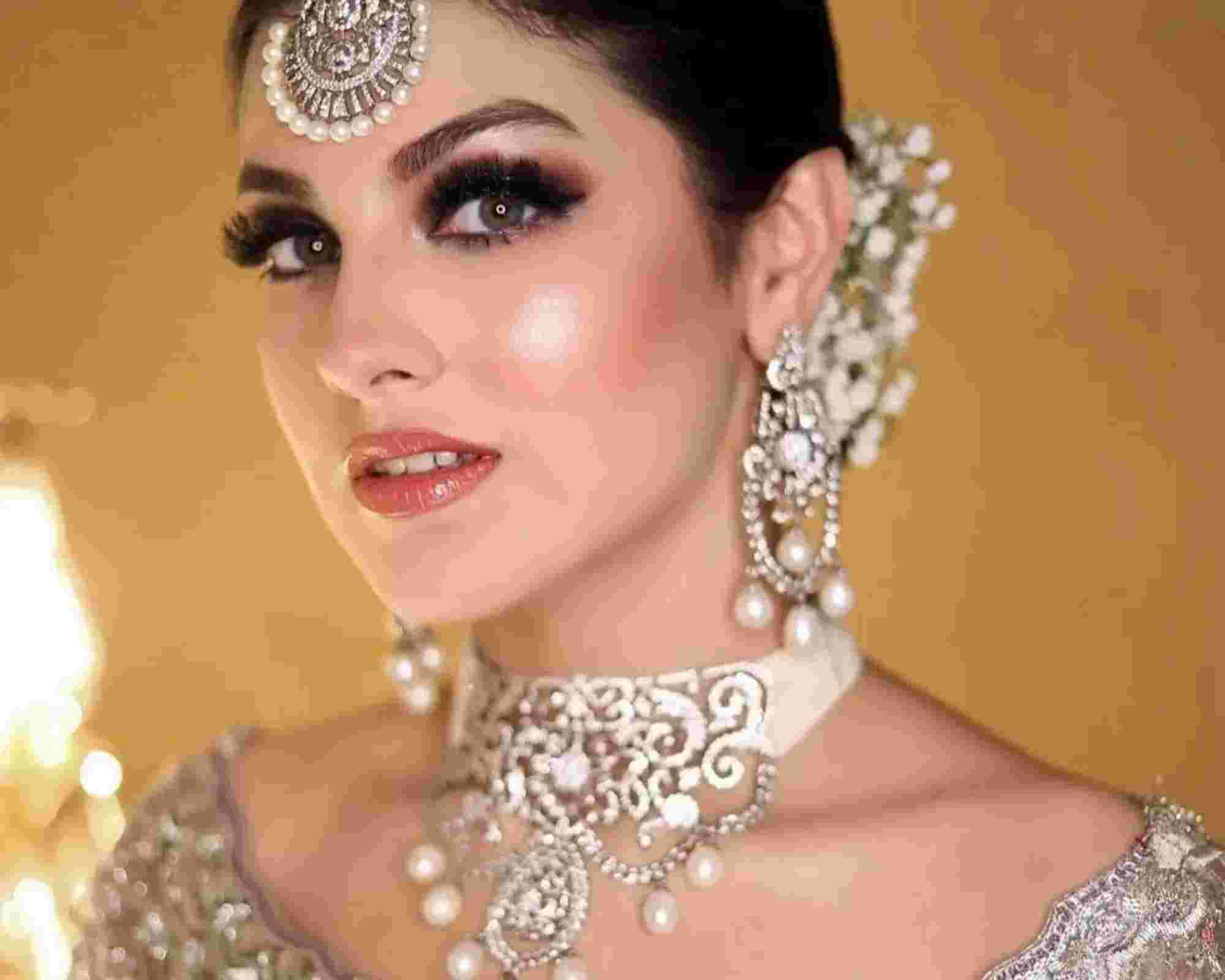 makeup artists in govindpuri