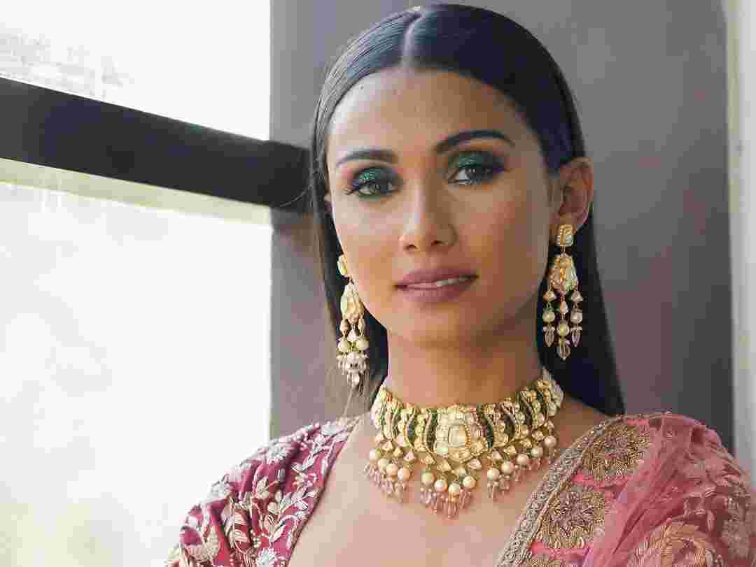 makeup artists in delhi