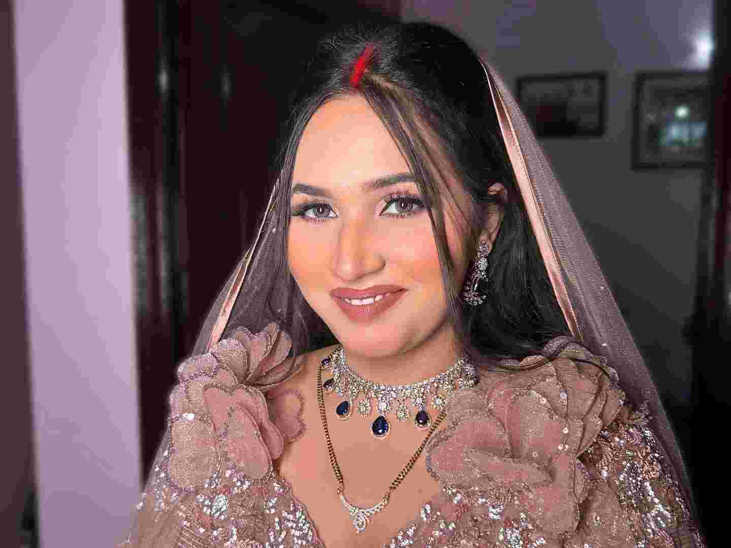 makeup artists in west delhi