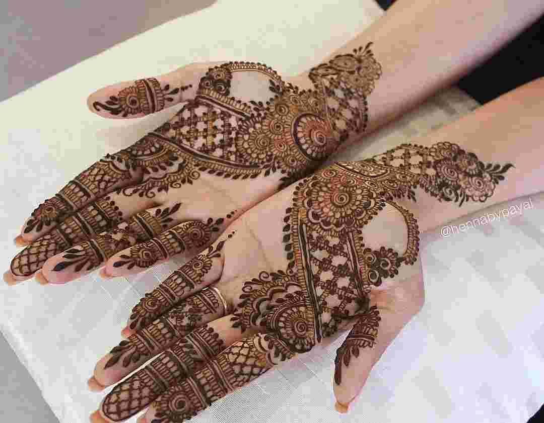 best mehendi artists in model town