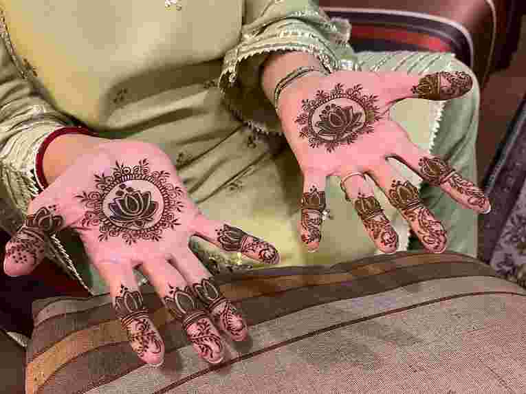 best mehendi artists in south delhi
