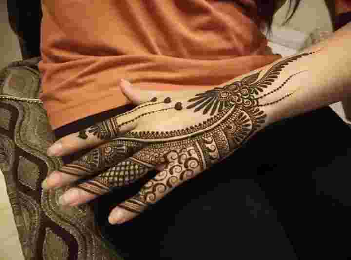 best mehendi artists in mayur vihar