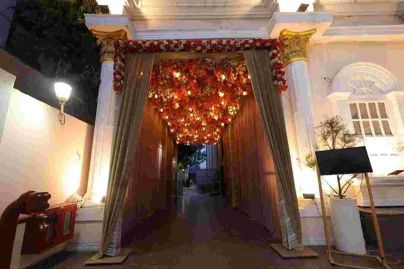 EVORA - Banquet & Hotel