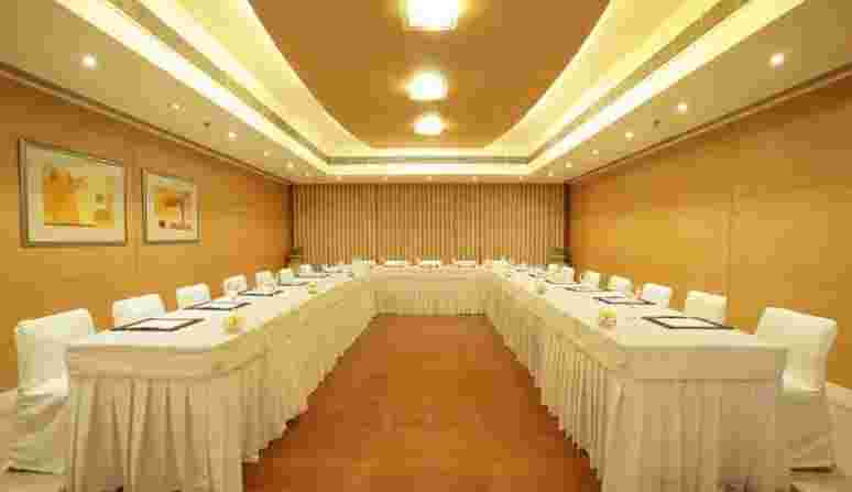 Jaypee Siddharth Hotel