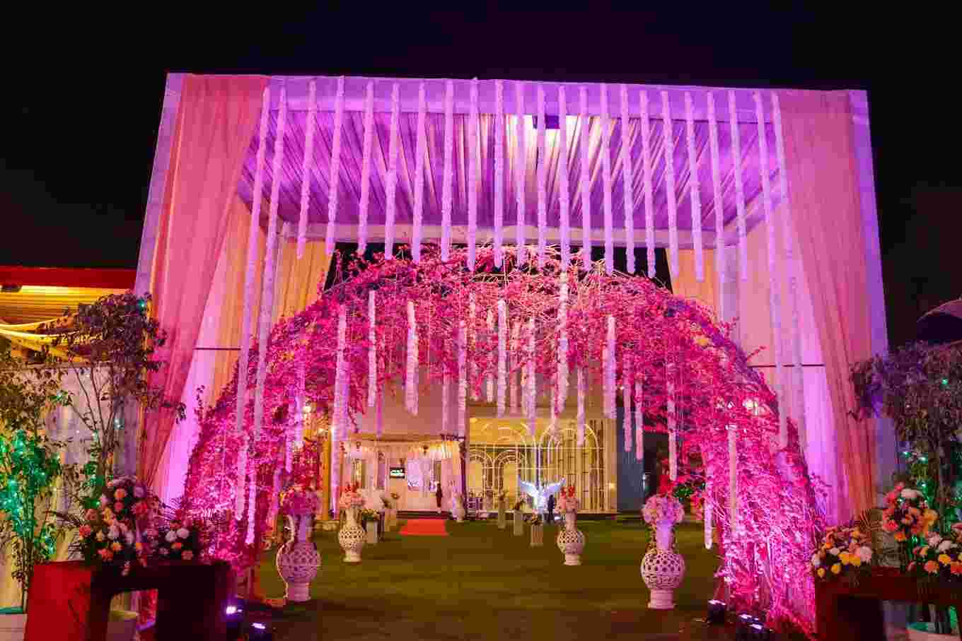 Krishna Greens By Mapple Gold