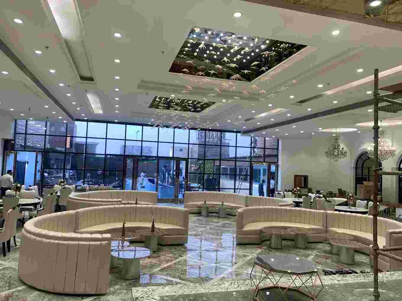 The Paradise Hotel And Banquet